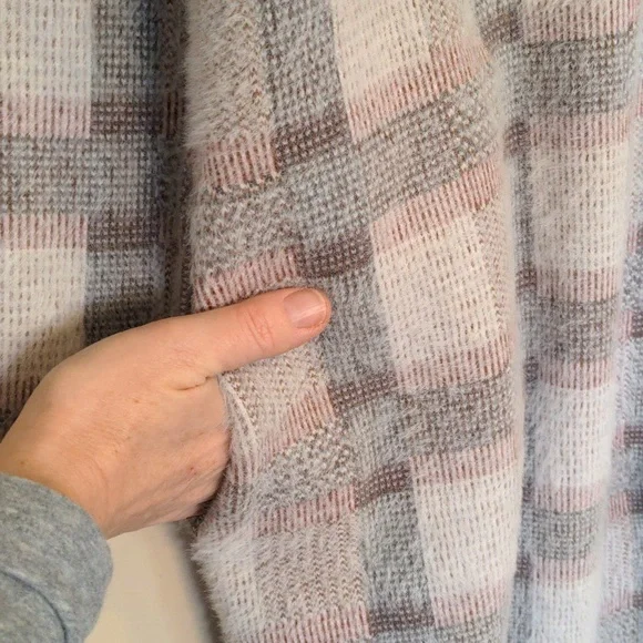 Pilcro ELiza Eyelash Sweater Jacket Size XL - Picture 5 of 11